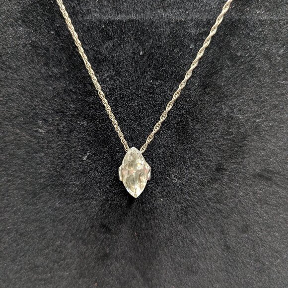 Vintage Avon nexlace6 - Picture 1 of 2